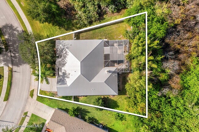 Photo - 943 Carriage Hill Rd