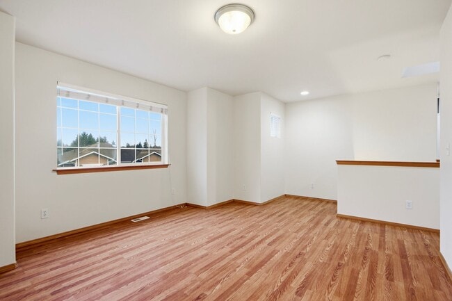 Photo - 16115 40th Ave SE