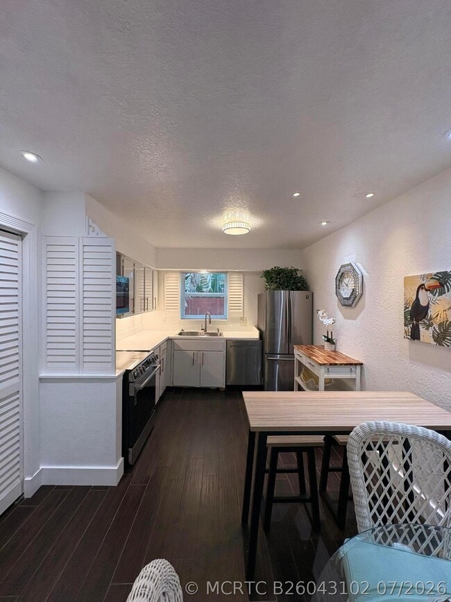 Photo - 601 SE 5th Ct Unit 102