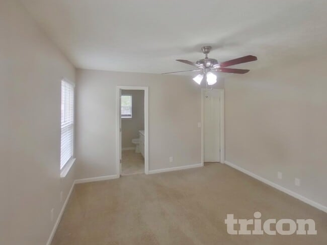 Photo - 1258 Tiree Dr