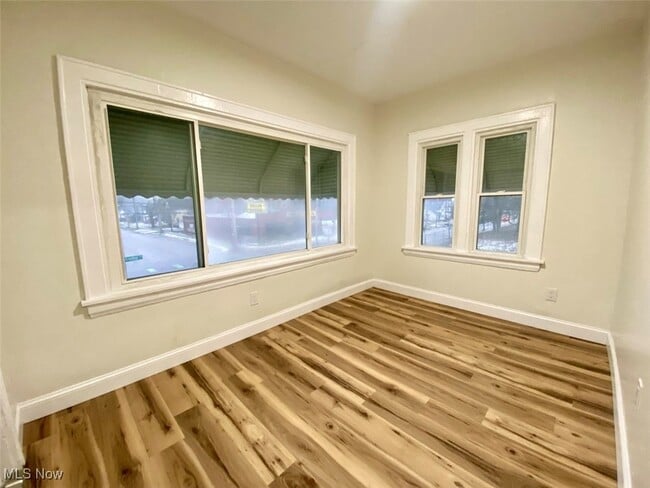 Photo - 884 Copley Rd Unit 3