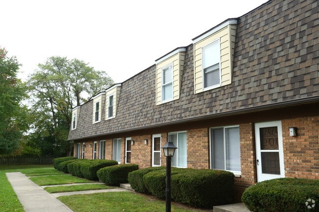Kingsbrooke Townhomes