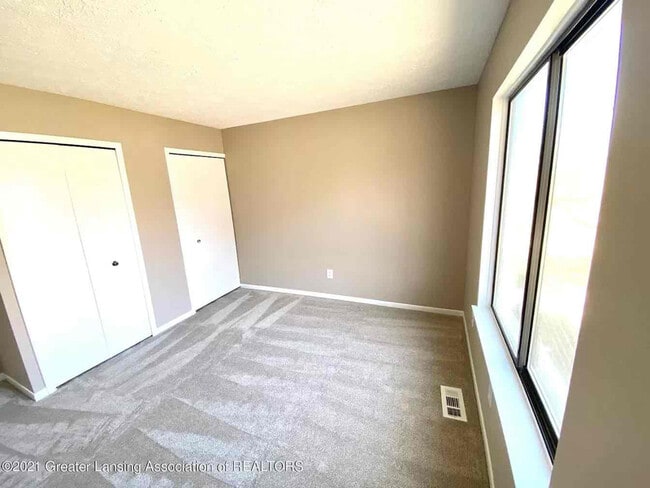 Photo - 2052 Blue Lac Dr
