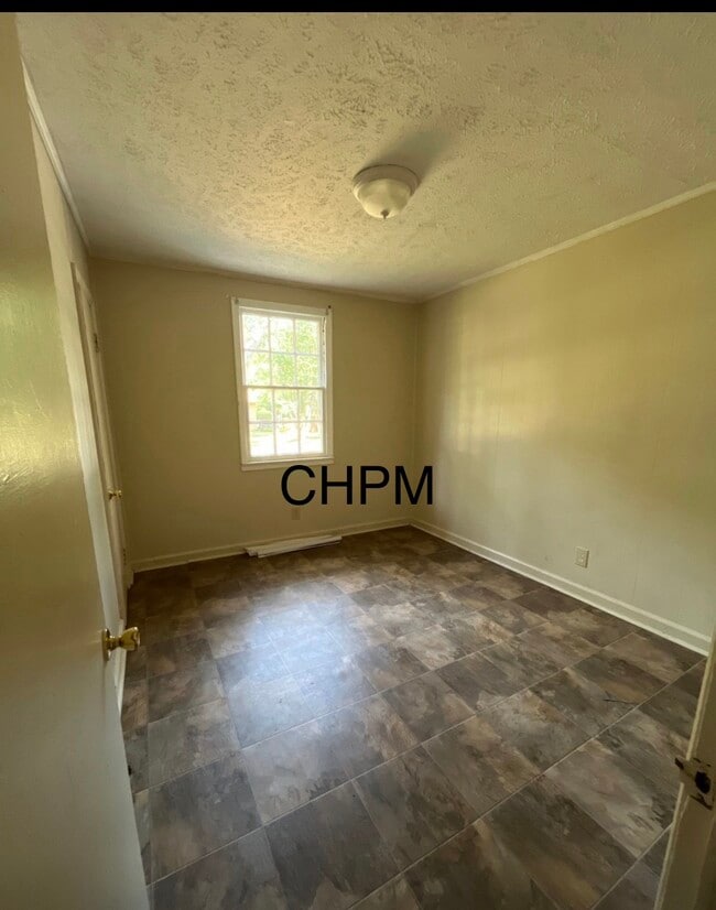 Photo - 414 W Baptist St