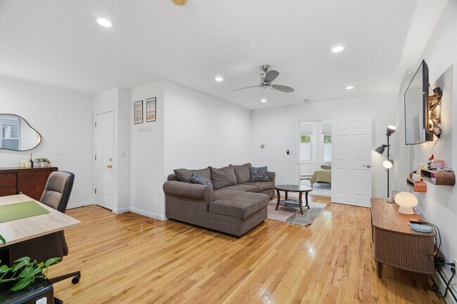 Photo - 502 Gregory Ave