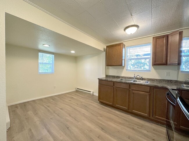 Photo - Pet Friendly 3 Bedroom Charmer located behind Corbett Field!