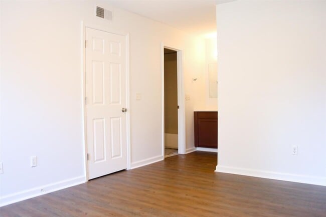 515 Basswood Ave