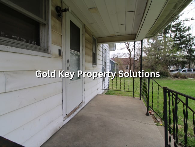 Photo - 2 BR 1 BA House with 2 Covered Porches and Huge Garage (NO SECTION 8)