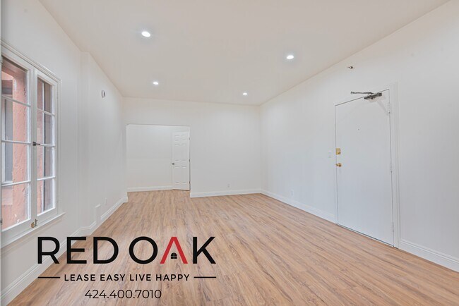 Photo - 5757 Franklin Ave Unit 311