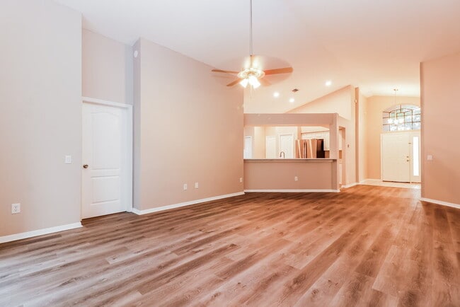 Photo - 29611 Birds Eye Dr