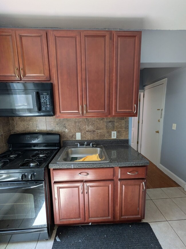 Photo - 1202 Kennedy Blvd