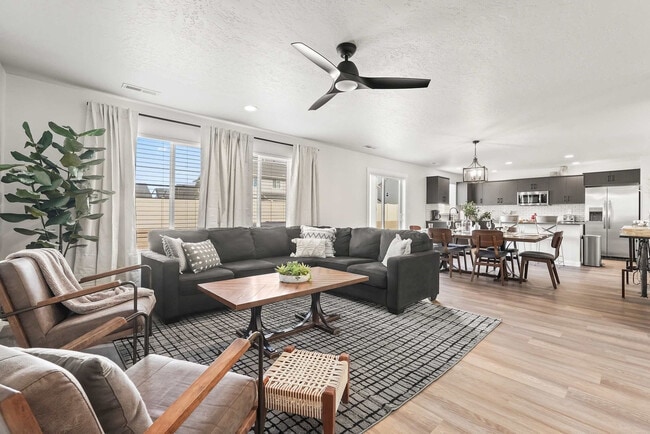 Photo - 5302 E Burnte Peak St Unit ID1322141P