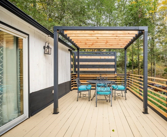 Photo - 1Newtown Turnpike Unit Studio