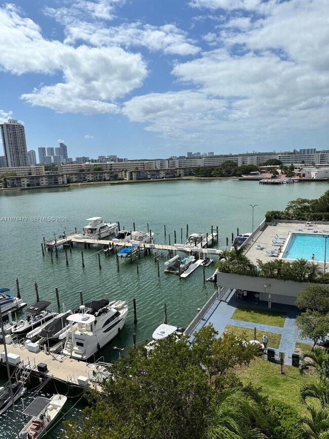 Photo - 18081 Biscayne Blvd Unit 702