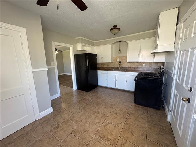 Photo - 1010 Isbell St