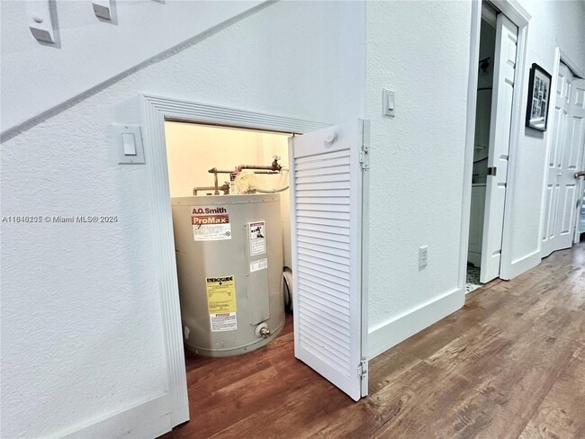 Photo - 5620 NW 107th Ave