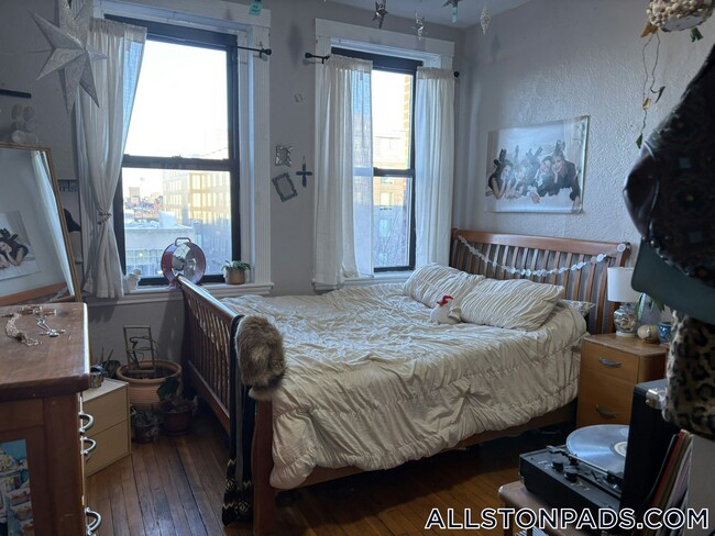 Photo - 1056 Commonwealth Ave Unidad 51