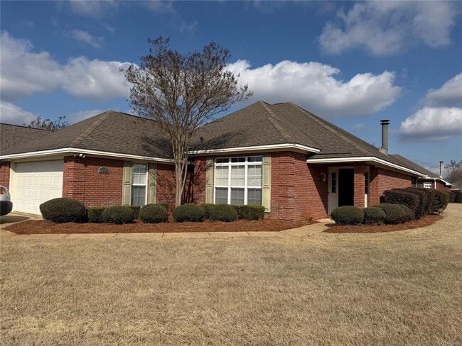 Building Photo - 8000 Bridgewater Trce