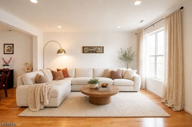 Photo - 105 Hoover Ave