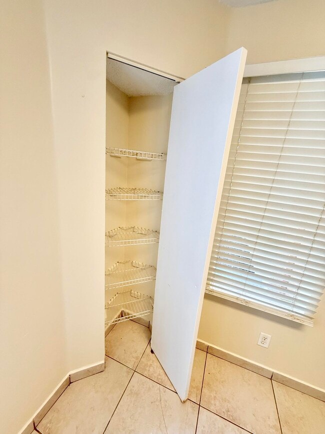 968 Coral Club Dr Unit 968