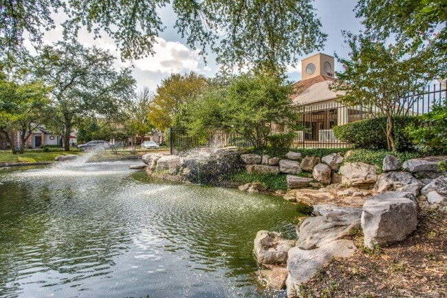 Photo - Charming 2 Bed, 2 Bath Condo in North Dall... Unit 203