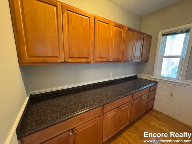 Photo - 23 Tufts St Unidad 2