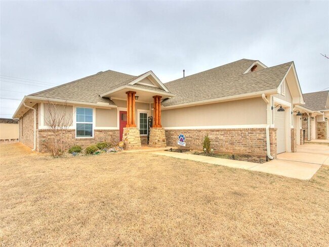 Photo - Charming Corner Lot Home with Spacious Liv...