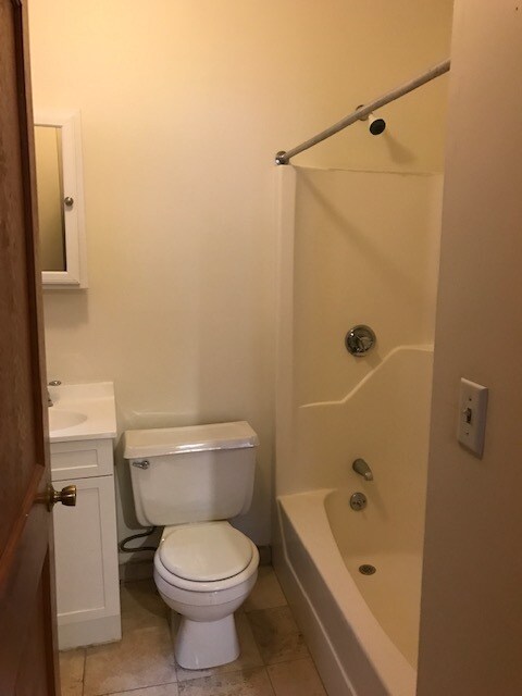 96 Linden St Unit 1A