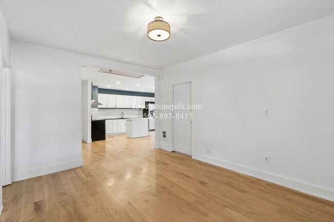 Photo - 442 NW 2nd Ave