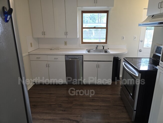 Photo - 2908 Dartmouth Dr