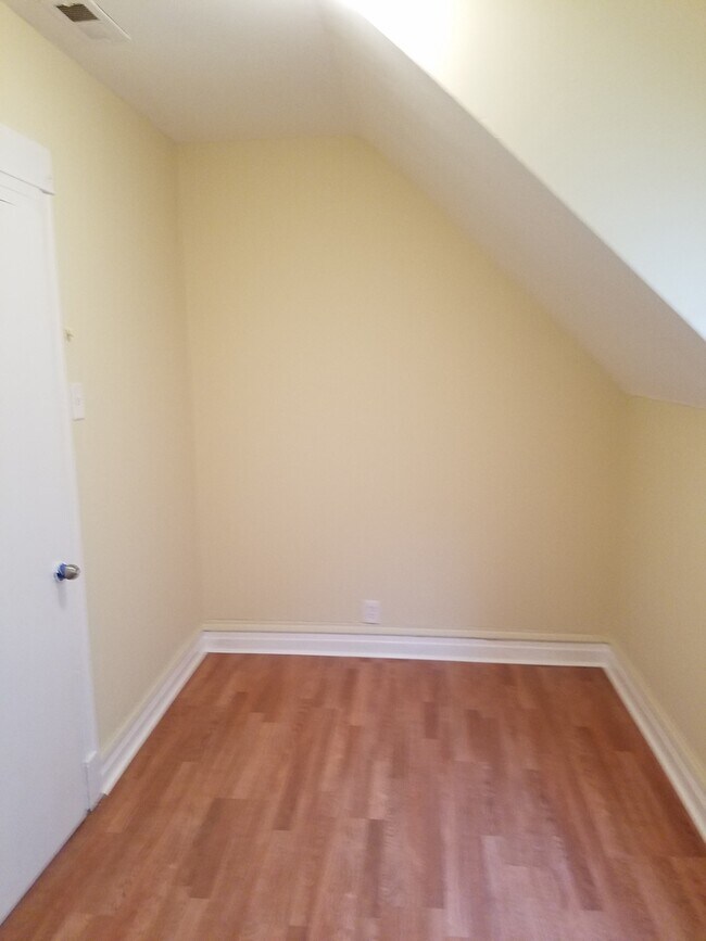 Photo - 3515 W McLean Ave Unit 2