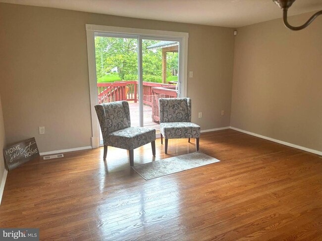 Building Photo - 3423 Castle Way Rental