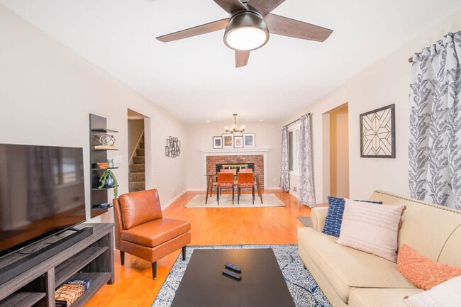 Photo - 1930 S Kernan Ave Apartment Unit ID1061615P