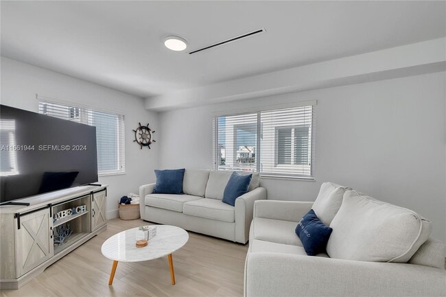 Photo - 94825 Overseas Hwy Unit 144