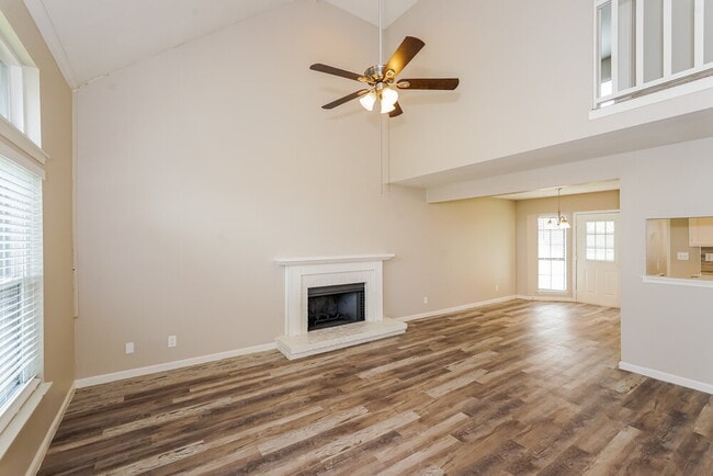 Photo - 232 Sunset Dr
