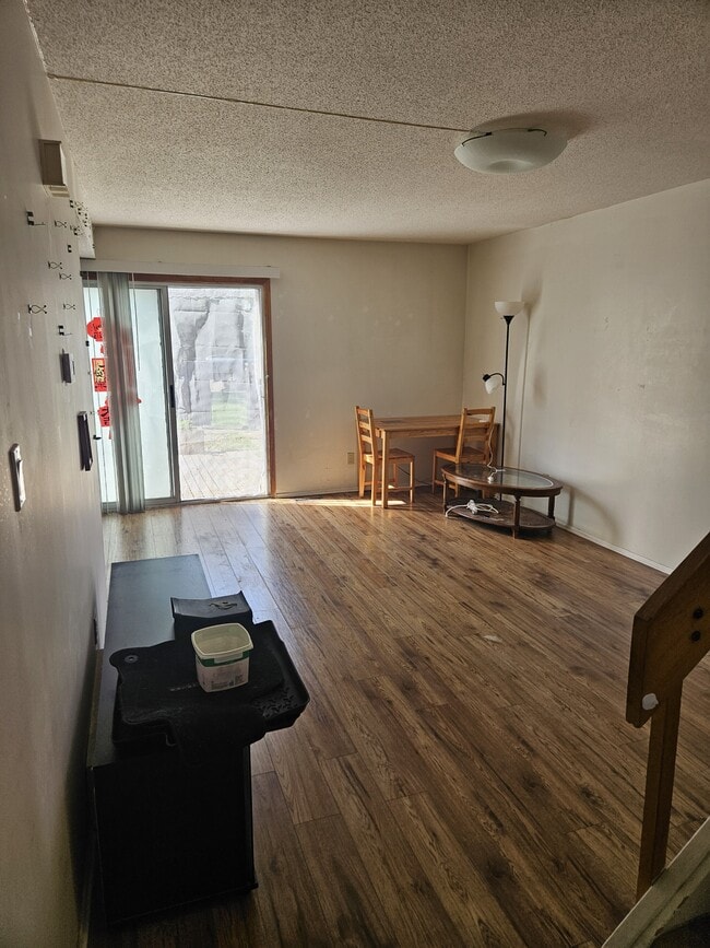 Photo - 4220 Castle Rd