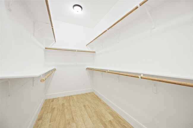 Photo - 4651 Mallow St