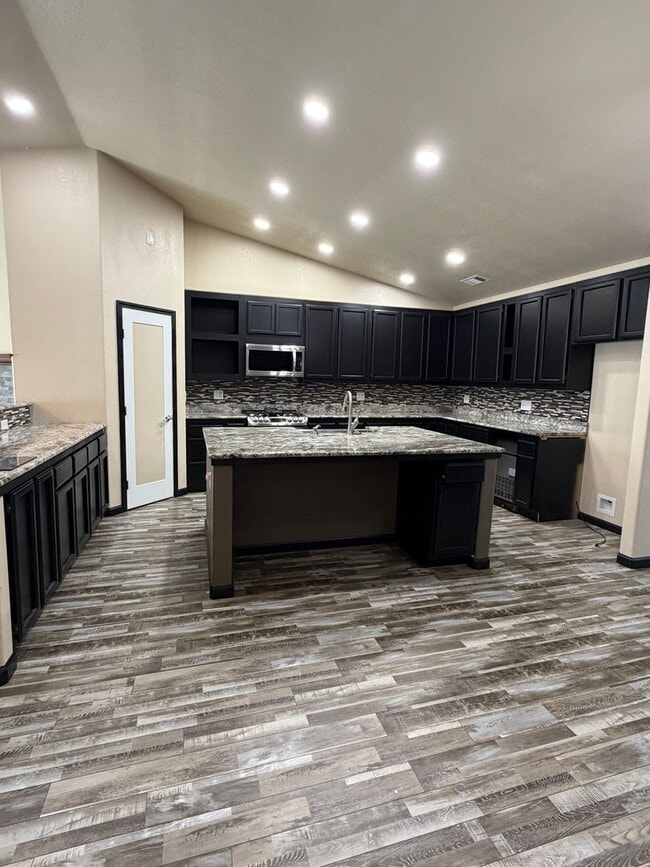 Photo - 4 Bedroom home in Ravenwood Estates