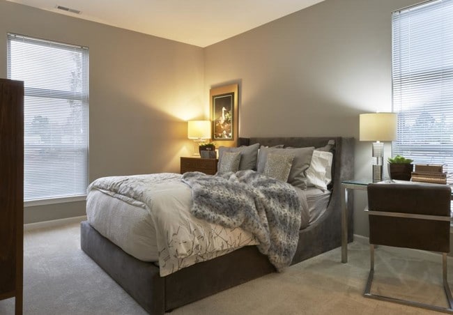 Photo - Five Points Apartments