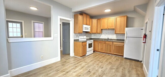 103 North St Unit 103 North St - Apt 2