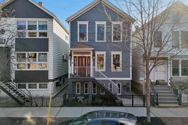 Building Photo - 1717 N Hudson Ave