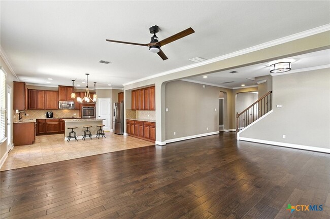 Photo - 319 Hunters Hill Dr