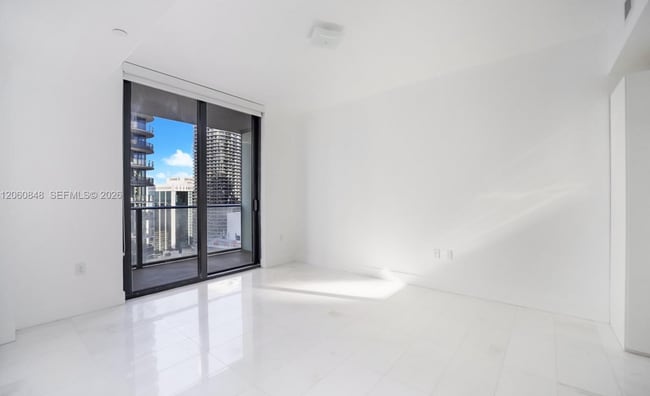 Photo - 1010 Brickell Ave Unit 2708-ML A12060848