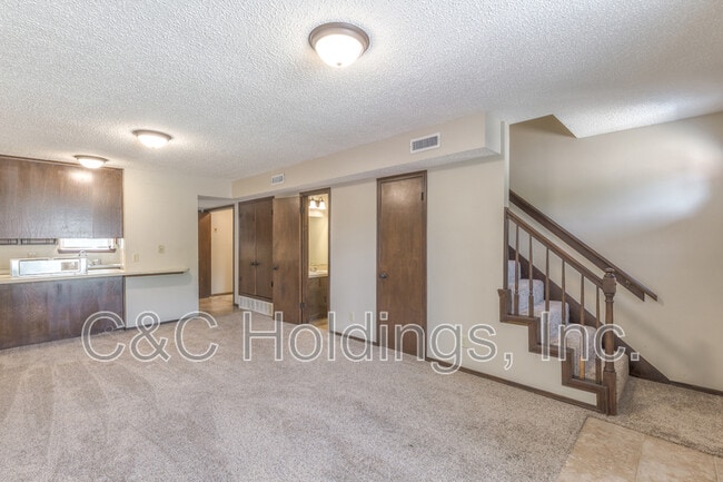 Photo - 644 B Earthside Dr