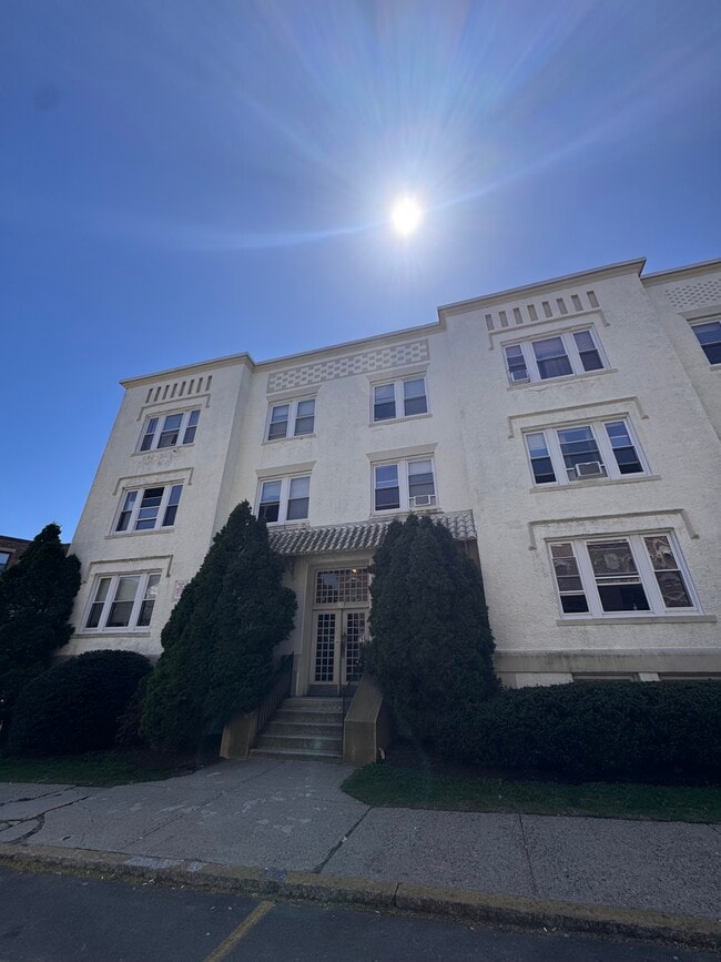 Photo - 6 Radcliffe Rd Apartments Unit 1