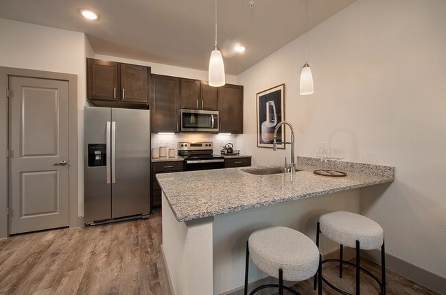 Building Photo - Peaceful Vibes, Luxe Perks – w/ 2 Months F... Unit AR1 Rental