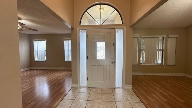 Photo - 487 Carrigan Ave