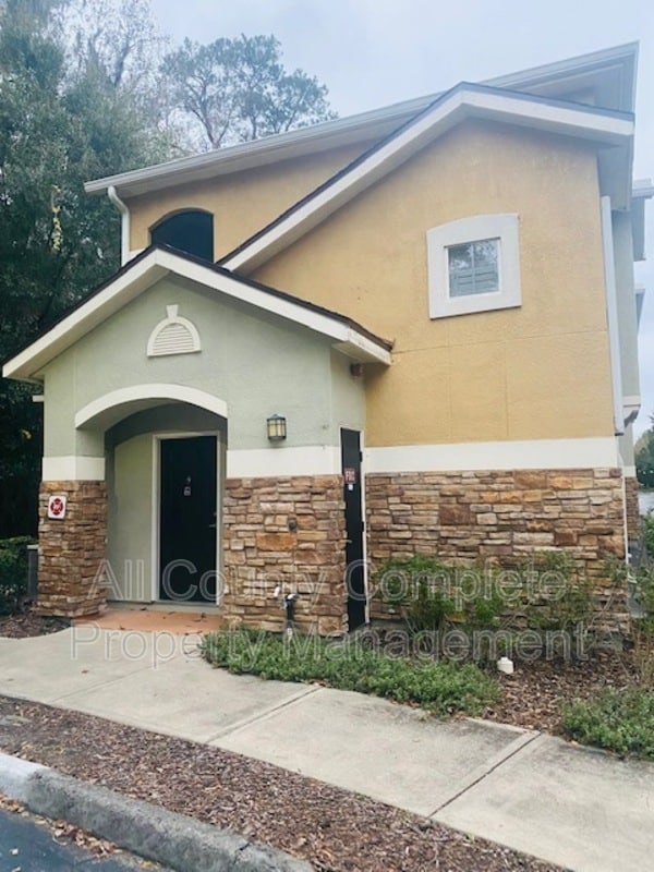 Building Photo - 8539 Gate Pkwy W Rental