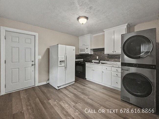 Photo - 5136 Herring St W Unidad A
