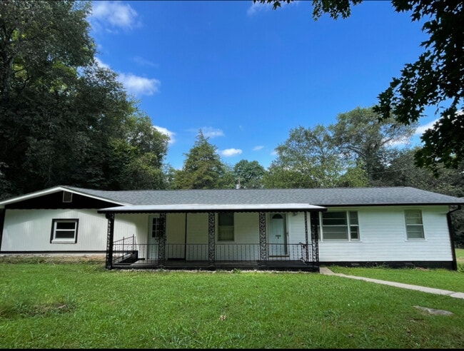 Building Photo - 3009 Cox Ln Unit A